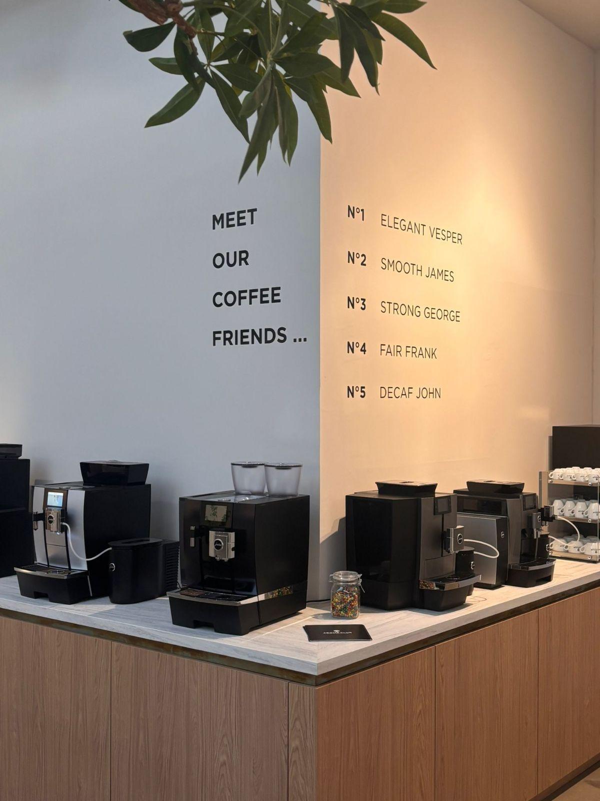 Afbeelding Aroma Club - Interieur signing